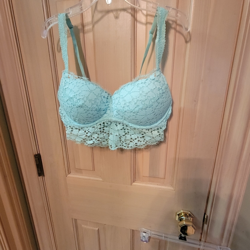 Victoria's Secret Pink Gorgeous Lace Padded Bra sz M Sea Foam Green. - Picture 3 of 6